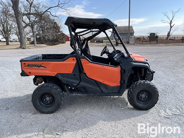 2016-pioneer-1000-image-4