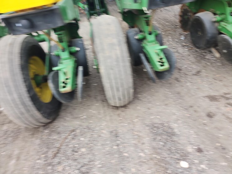 john-deere-1770-image-8