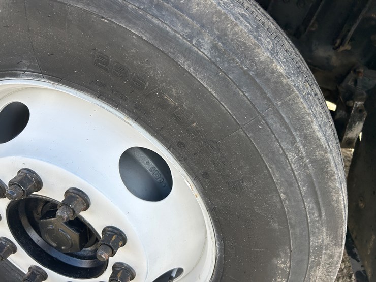 #39248-•-2000-freightliner-fd1-t/a-single-cab-truck-tractor-1fuy3mcb2ylb03327-image-40