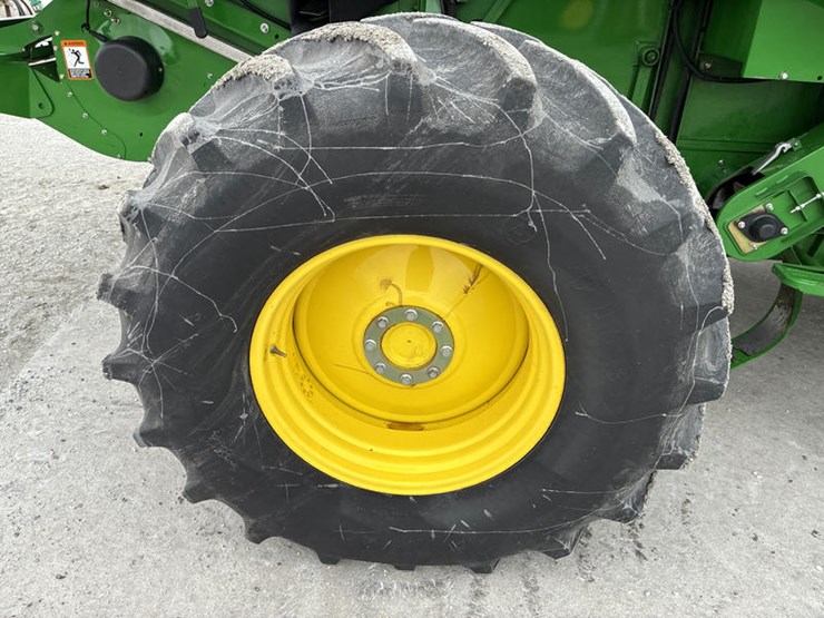 2014-john-deere-s660-image-42