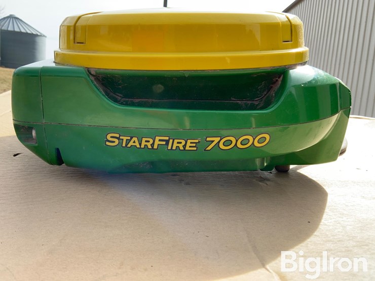 2023-john-deere-7000-image-9