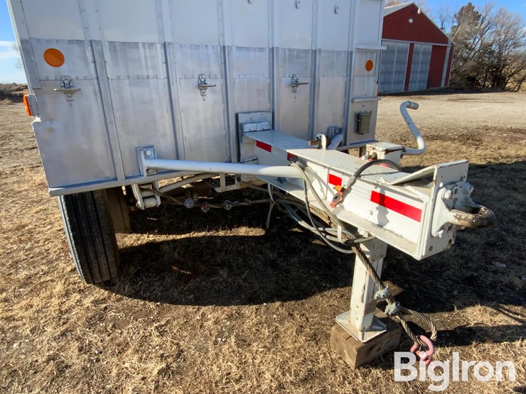 1973-cornhusker-grain-image-15