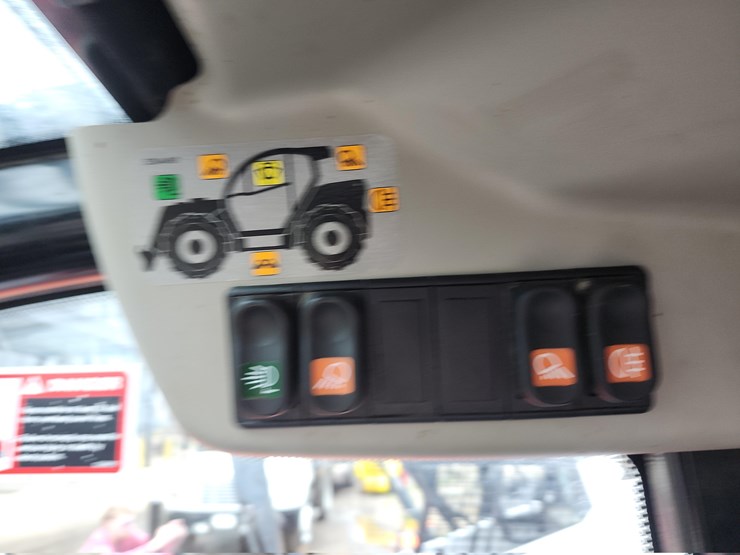 tag-#348,-2020-manitou-mlt733-telehandler-image-26