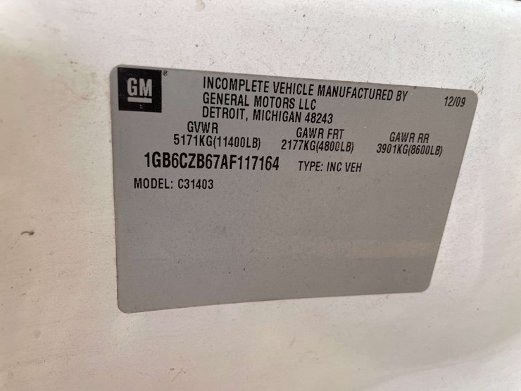 2010-chevrolet-silverado-3500-image-48