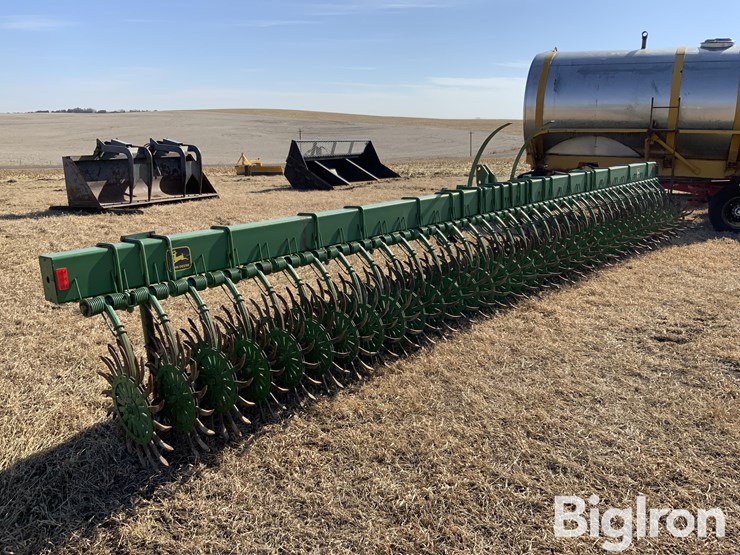 john-deere-e0400-rotary-hoe-image-7