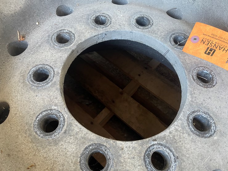 #6024-•-bridgestone-r244-on-aluminum-10-bolt-rim-image-3