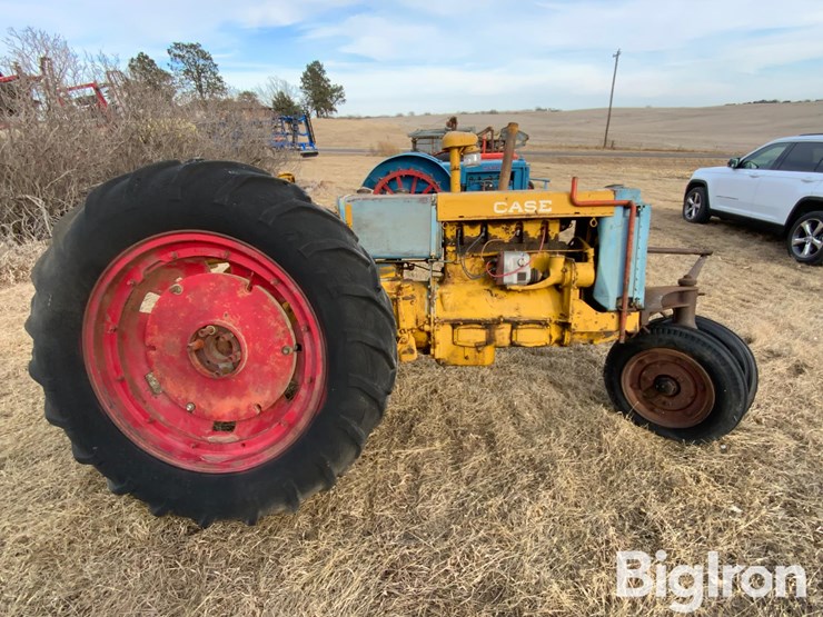 case-cc-2wd-tractor-image-4