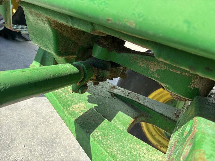 1984-john-deere-4650-image-42