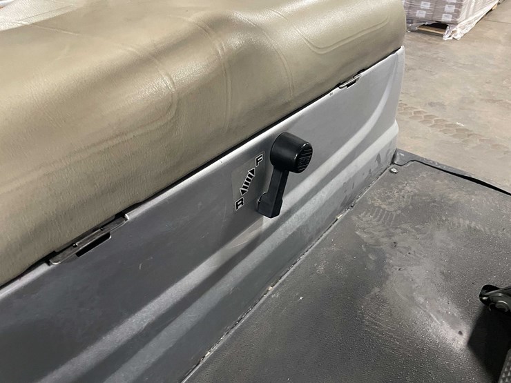 #1444-•-yamaha-golf-cart-(d)-image-16