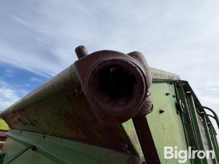 john-deere-112-image-9