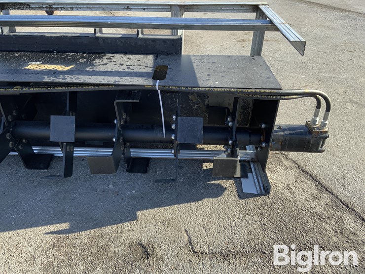 2025-massey-ferguson-730-image-14