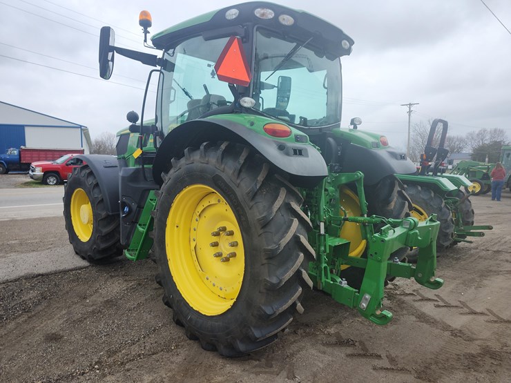 2023-john-deere-6r-145-image-8