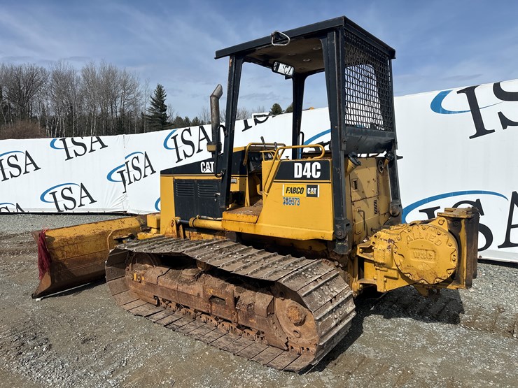 caterpillar-d4c-image-3