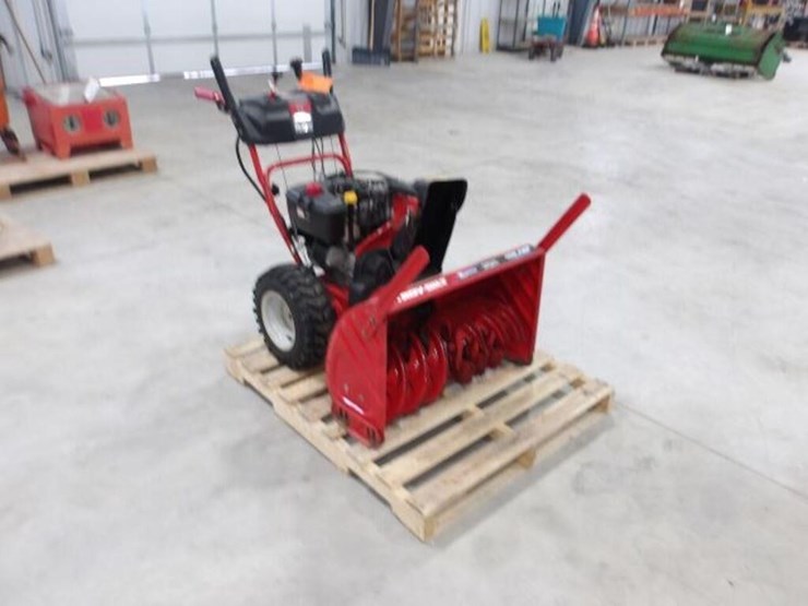 troy-built-31ah5nq5563-11-hp-30-in.-snowblower-image-7