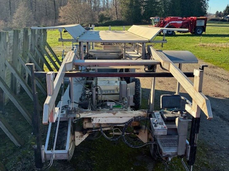 ramsay-highlander,-inc-spmha-80-8b-self-propelled-harvester-image-2