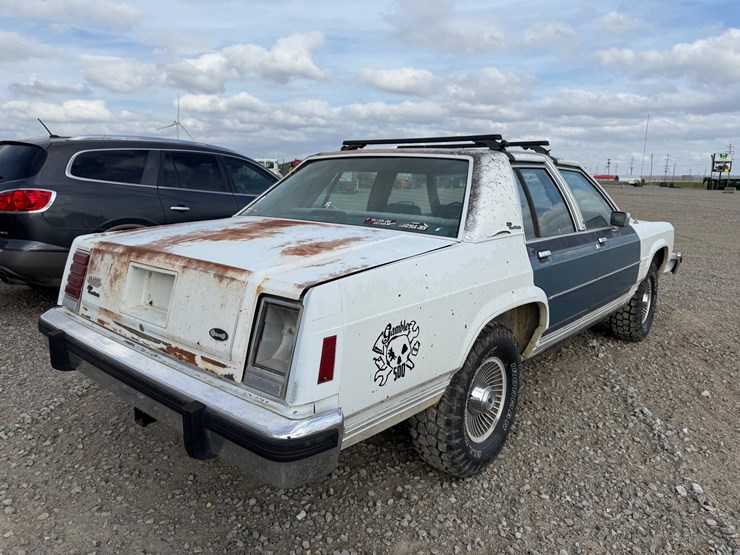 #37251-•-inop-1987-ford-crown-victoria-sedan-2fabp74fxhx115512-inv#-37251-image-3