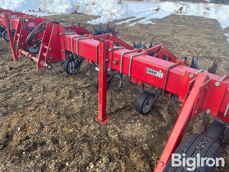 case-ih-183-image-13