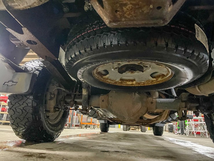 2015-chevrolet-silverado-2500hd-image-40