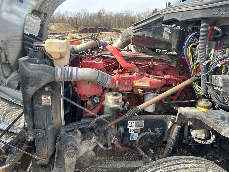 2017-kenworth-t680-image-62