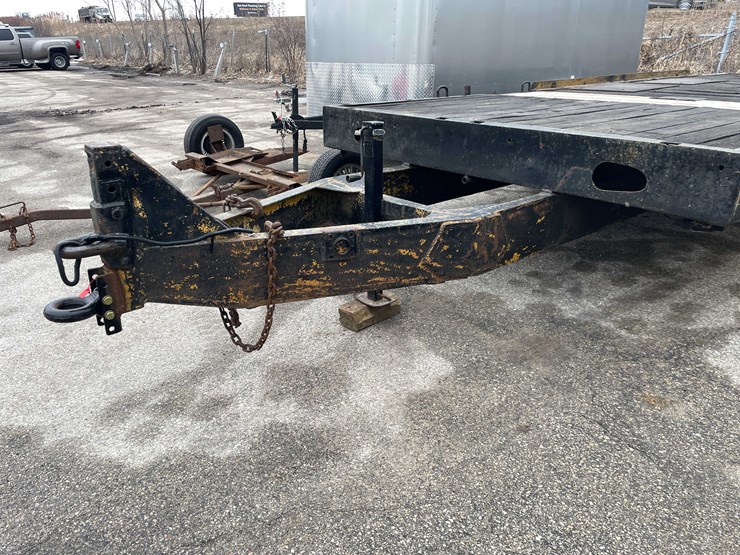 #1434-•-1977-miller-tilt-bed-trailer-(has-wi-title)-(of)-image-23