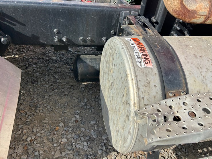 #36890-•-2006-freightliner-columbia-daycab-1fujf0cv16lv57509-inv#-36890-image-12