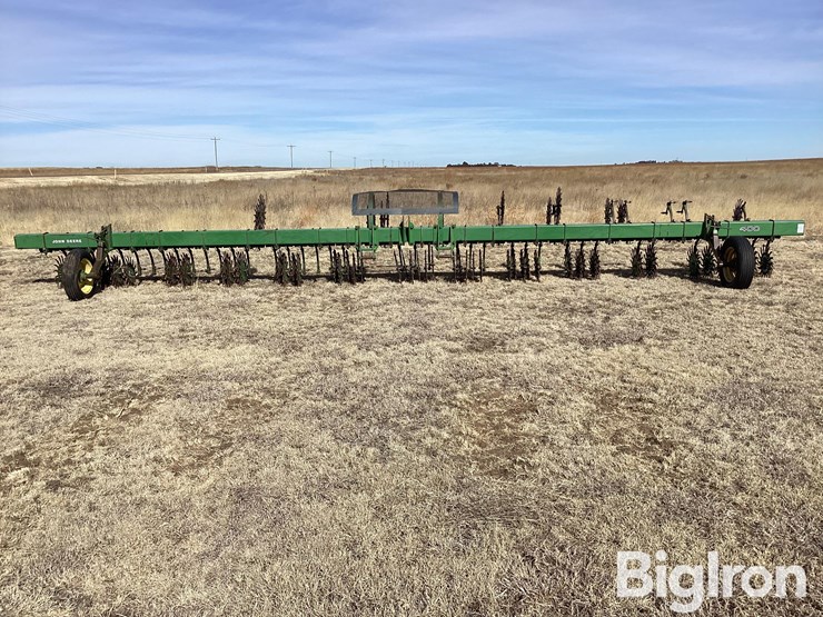 john-deere-30-image-2