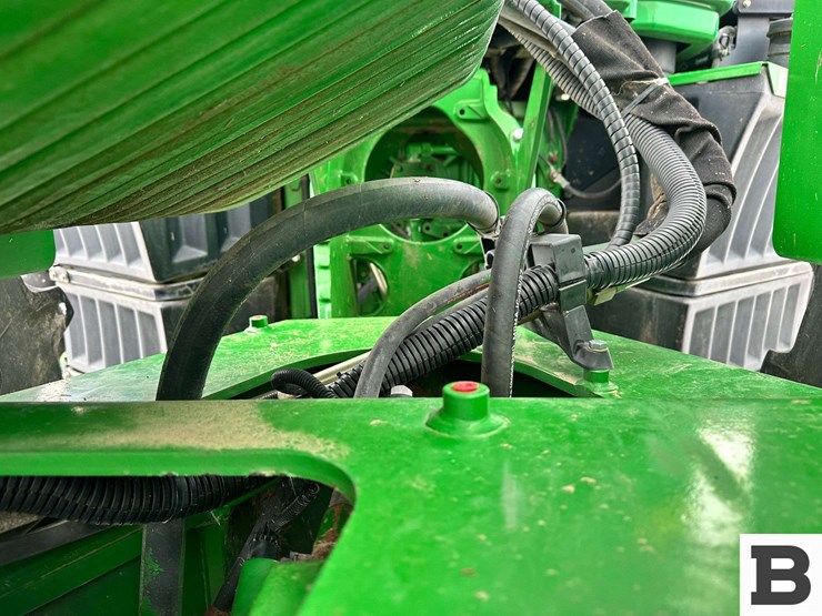 2011-john-deere-9530-image-105
