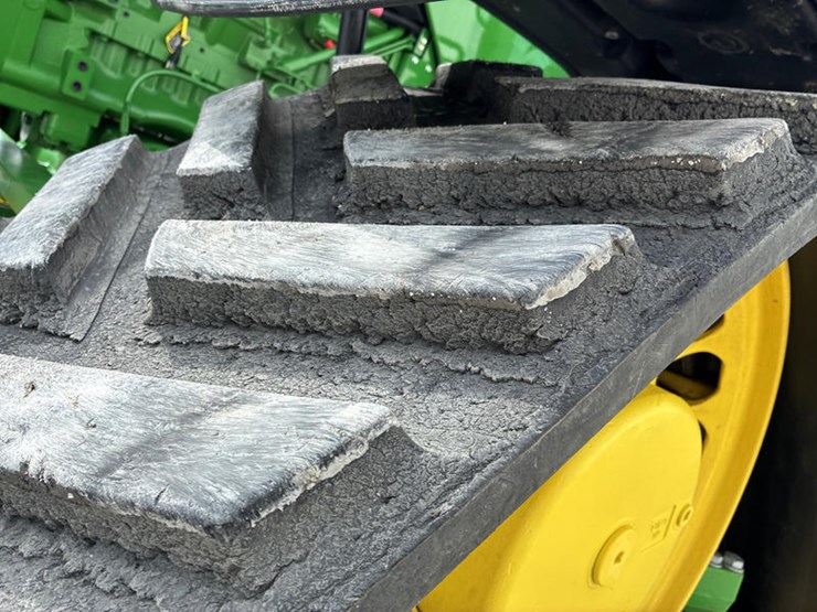 2024-john-deere-8rx-410-image-41