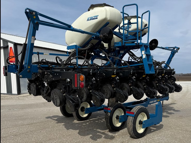 kinze-3500-image-3