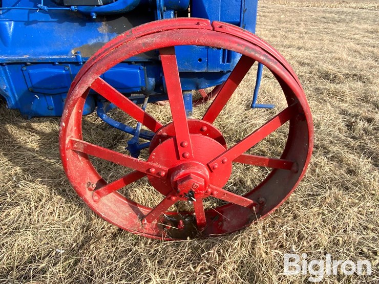 1930-case-c-2wd-tractor-image-14
