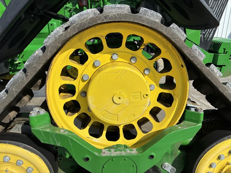 2023-john-deere-8rx-370-image-42