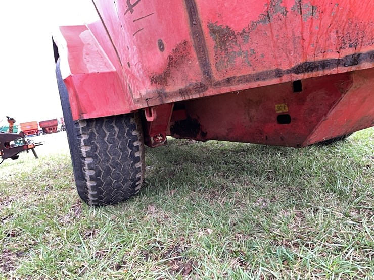 tag-#268,-feed-wagon-image-16