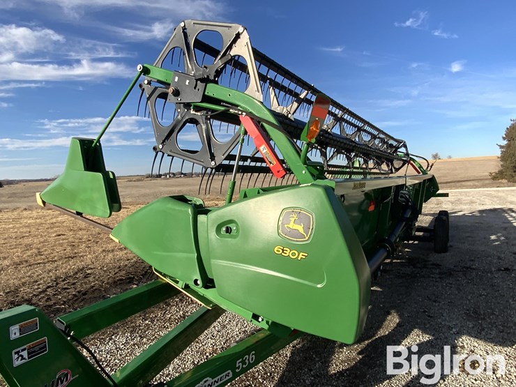 2019-john-deere-630f-image-14