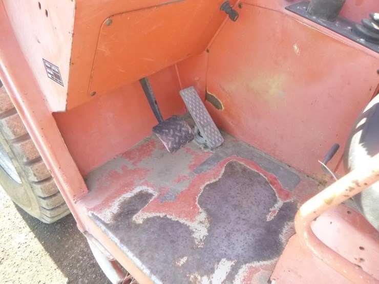 sky-trak-6036-image-25