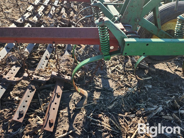 john-deere-15-image-15