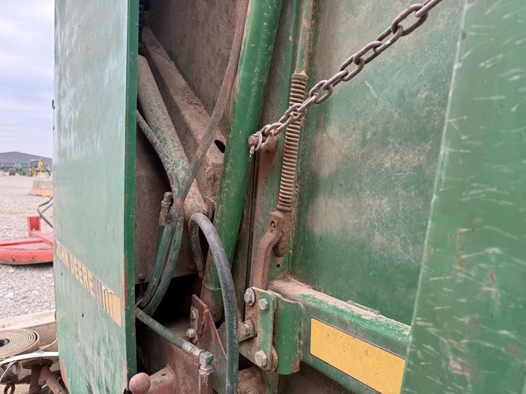 john-deere-435-image-11