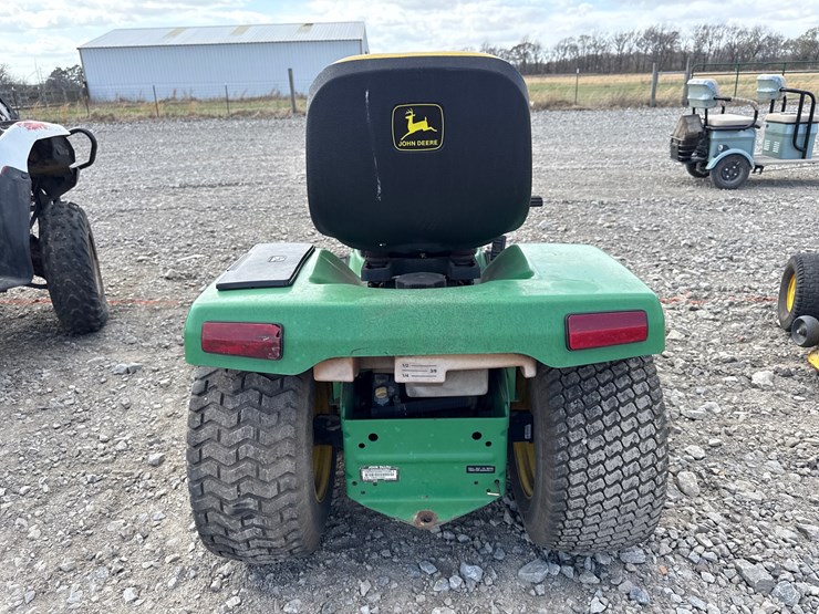 john-deere-340-image-5