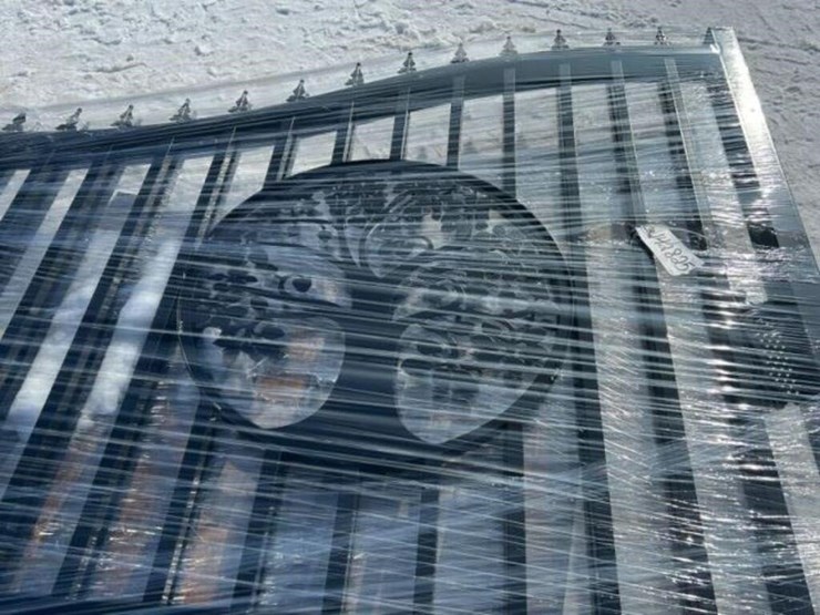 unused-(1)-set-of-greatbear-14-ft-dual-swing-image-5