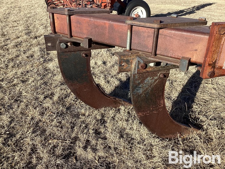 hiniker-vp-11-shank-ripper-image-15