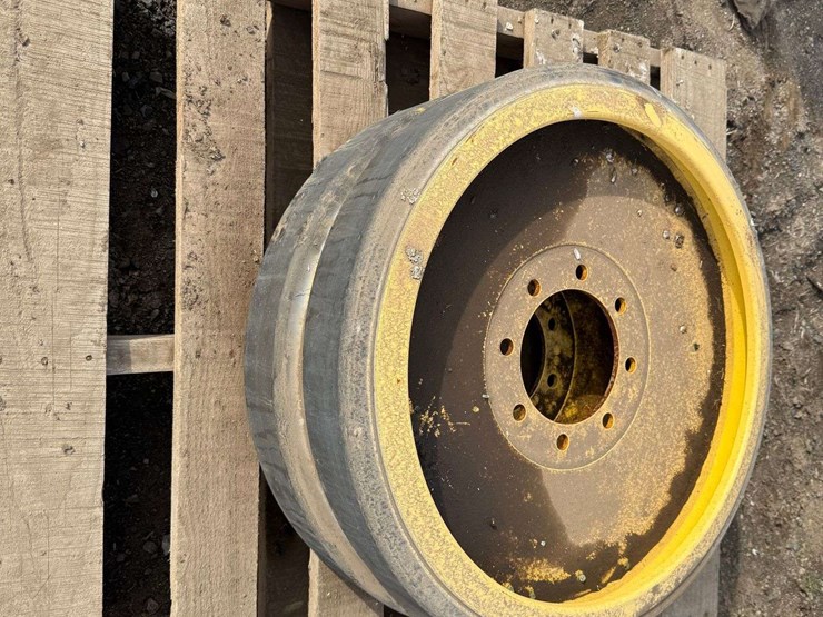 2009-john-deere-8430t-image-69