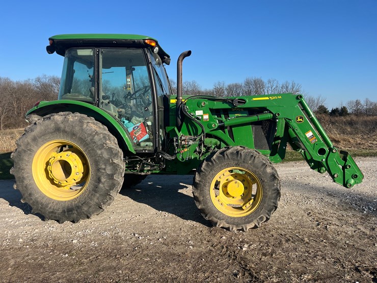 2015-john-deere-5100e-image-5