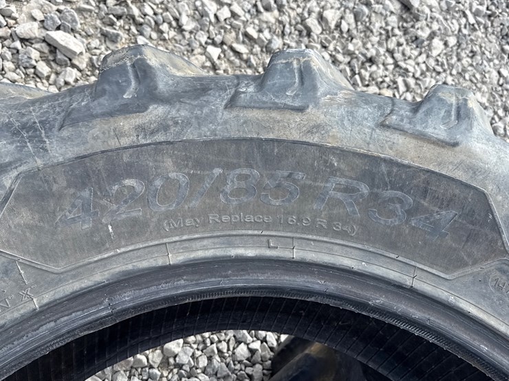 #39794-•-lot-of-(2)-420/85r34-tractor-tires-image-7