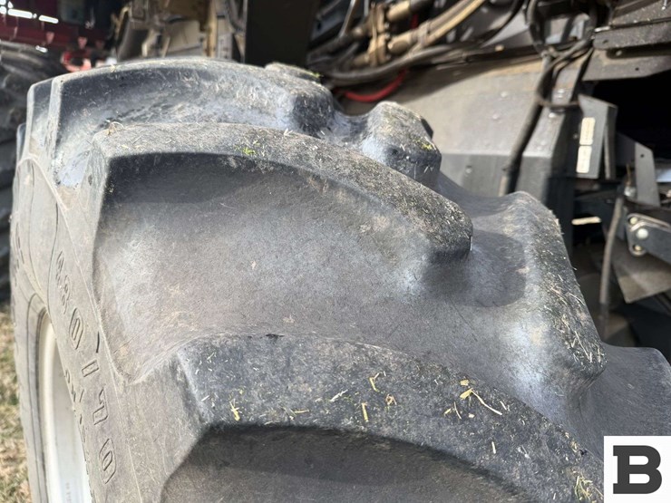 2008-case-ih-7010-image-45