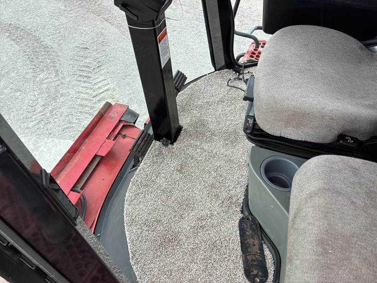 2008-case-ih-2588-image-96