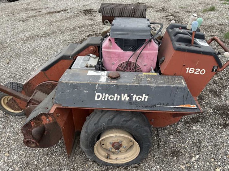 ditch-witch-1820-image-5