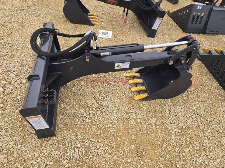 #8081-•-new-big-arm-backhoe-for-skid-steer-image-2
