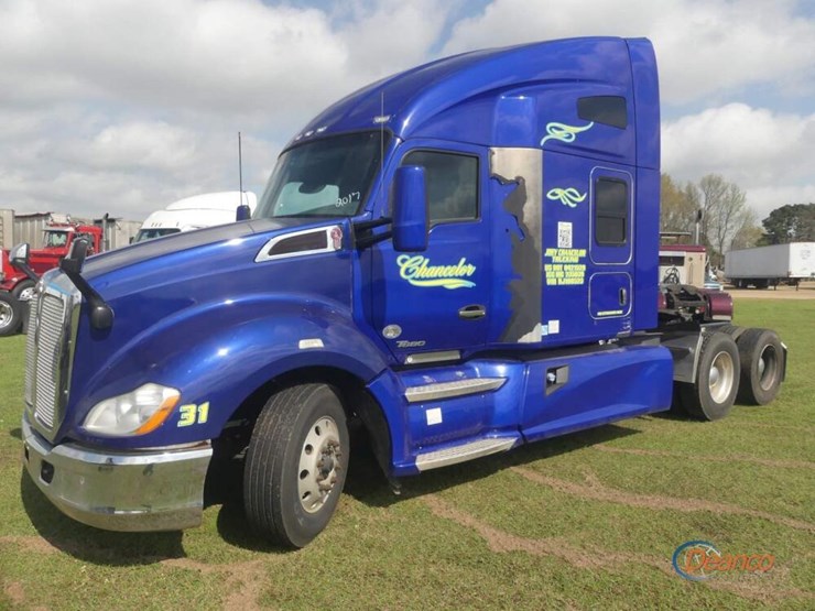 2017-kenworth-t680-image-23