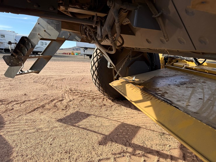 2011-challenger-sp115c-image-17