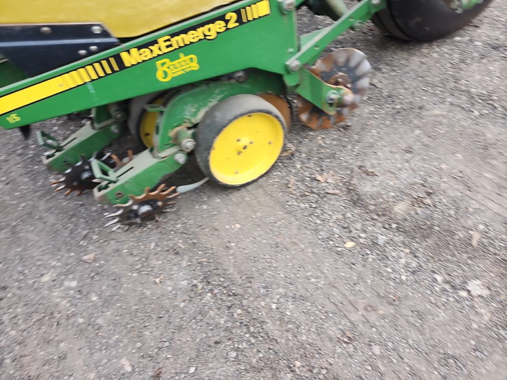 1990-john-deere-7240-image-9