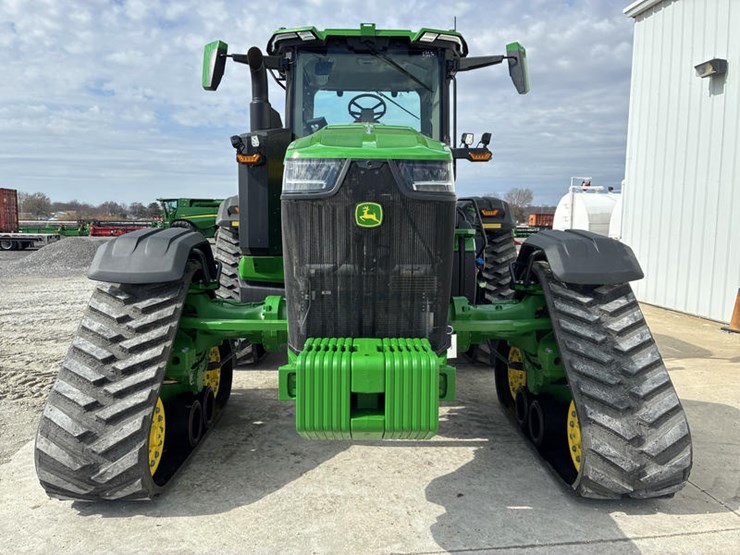 2024-john-deere-8rx-410-image-11